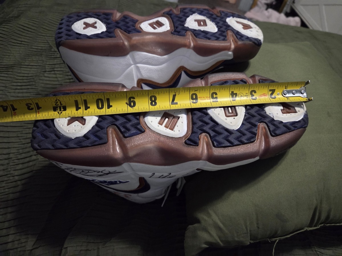 KARL MALONE GAME WORN SHOES!!! BOTH AUTOGRAPHED MVP UTAH JAZZ | eBay