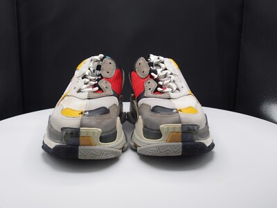 Balenciaga Triple S 