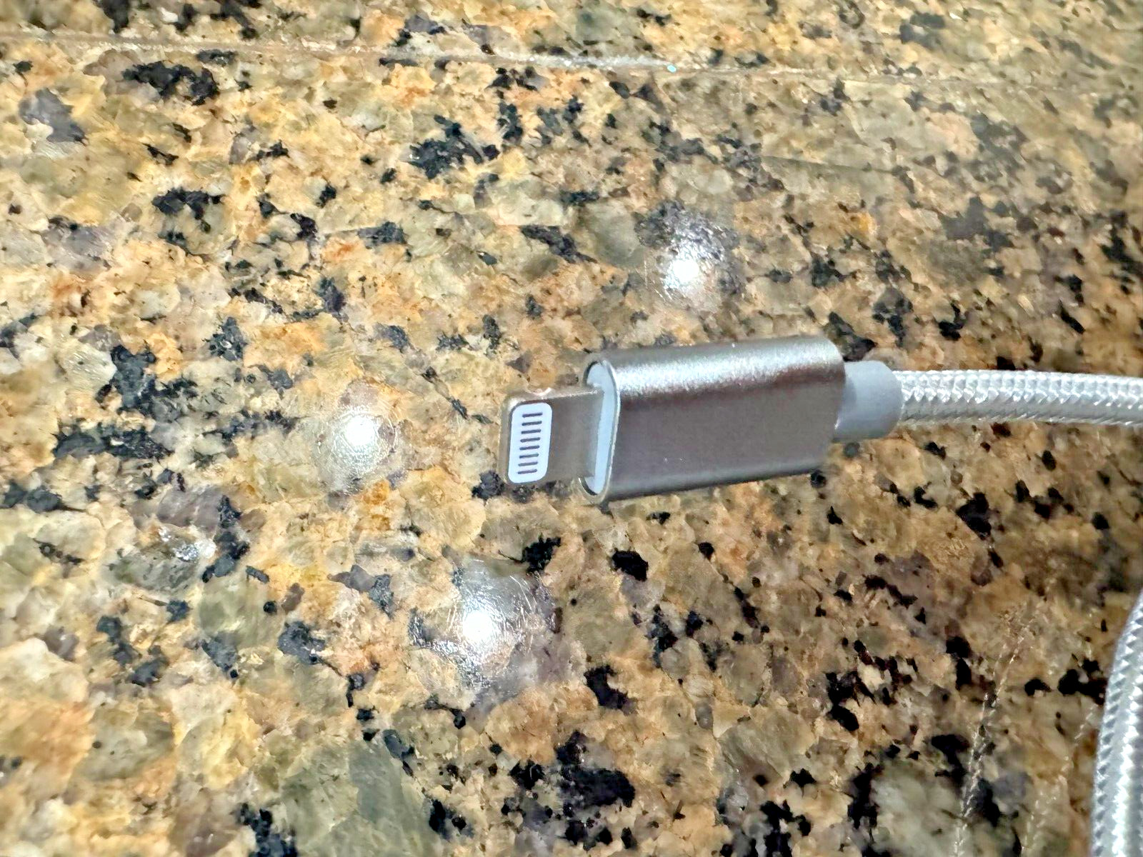 USB-C to 8 Pin iPhone Fast Charging/Data Transfer Cable Cord 10' Silver