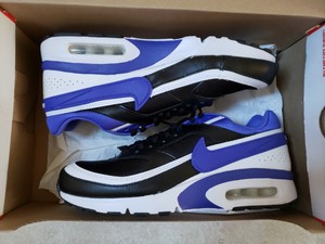 new balance dragon black