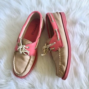 sperry pink slip on