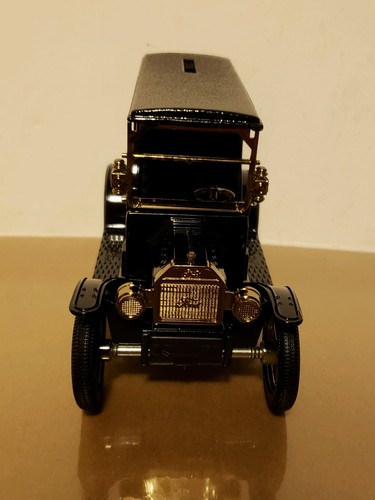 Ertl J.C. Penney 1912 Ford Open Front Panel side Bank - Picture 2 of 6