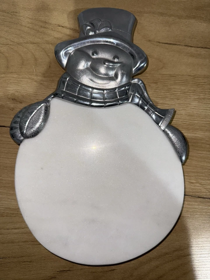 Tabla de charcutería de queso muñeco de nieve muñeco de nieve de metal Lenox Yuletide Foto 2 de 4