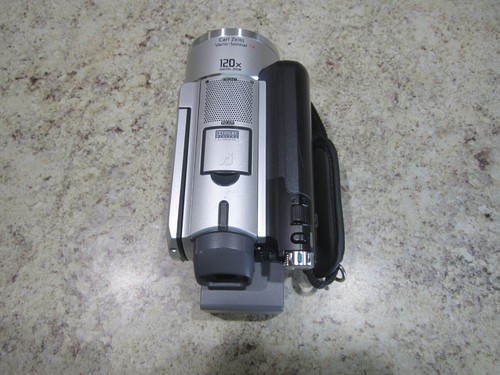 Sony Handycam DCR-SR100 30GB HDD 10x Optical Zoom Compact Digital Camcorder - Picture 4 of 24