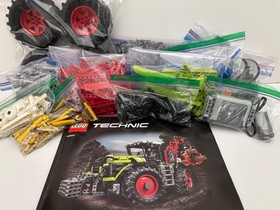 LEGO TECHNIC: CLAAS XERION 5000 TRAC VC (42054 6136832)... 100% Complete, no box