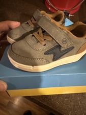 Stride Rite Munchkin Little Boy 5M Sneakers Easy On Strap Maxwell Gray NIB