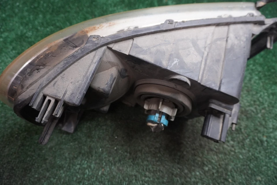 Faro lateral izquierdo Dodge Ram 1500 2002 2003 2004 2005 OEM 55077121 Foto 3 de 4