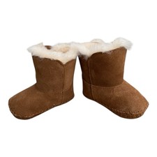 UGG Baby Booties Chestnut Suede Sheepskin Infant Boots Size 0/1 0 6 Months