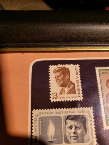 RARI FRANCOBOLLI CIMELI INCORNICIATI JOHN F KENNEDY - Foto 4 di 8
