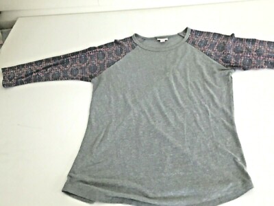 LULAROE Womens size S Multicolor Comfortable Pullover Tee Top 3/4 Sleeve a/a 21''