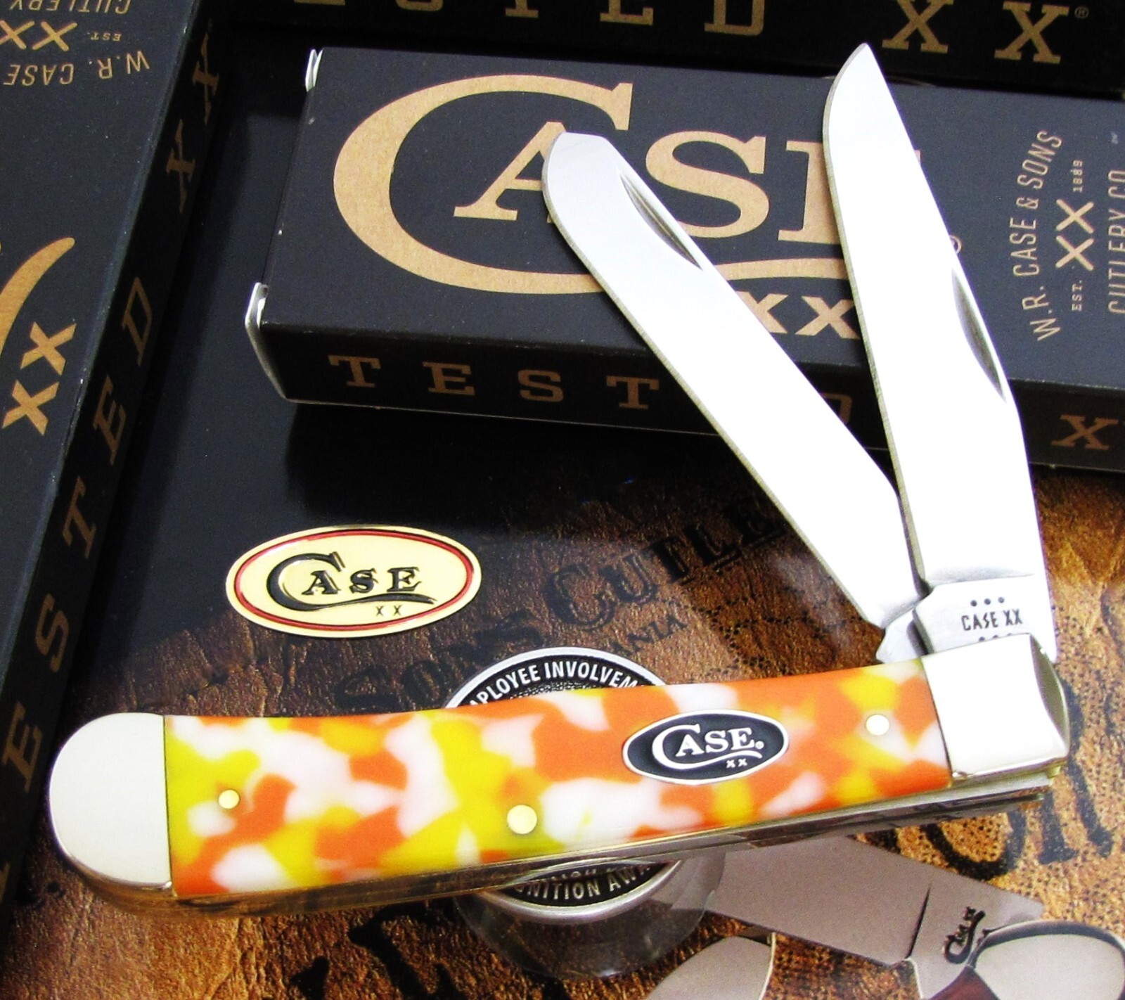 Case XX Trapper Knife PHENOMENAL Candy Corn Kirinite Thanksgiving Theme MIB! NR