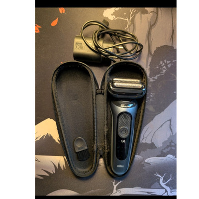Braun S6 Herren Folienrasierer schwarz, schnurlos, mit Etui & Netzteil