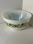 Vintage Pyrex Crazy Daisy Spring Blossom Green Mixing Bowl 402 1 1/2 Qt.