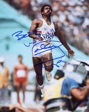 Daley Thompson OLYMPICS DECTLATHON autograph, In-Person signed photo