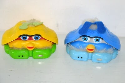 Lot 2 jouets FURBY Tiger electronics Happy meal Mac Donald Mc Do vintage 2001 - Photo 1/4
