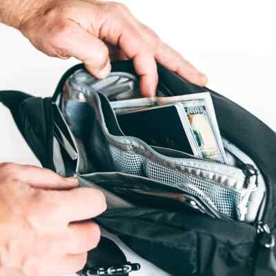 EVERGOODS Civic Access Sling 2L Hip/Waist Bag solution dyed black