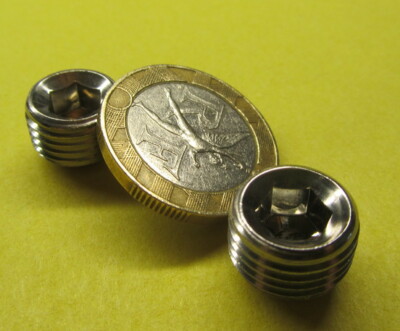 18-8 Stainless Steel Set Screws, Cup Point, 1/2-20 x 3/8'' Length, 20 Pieces
