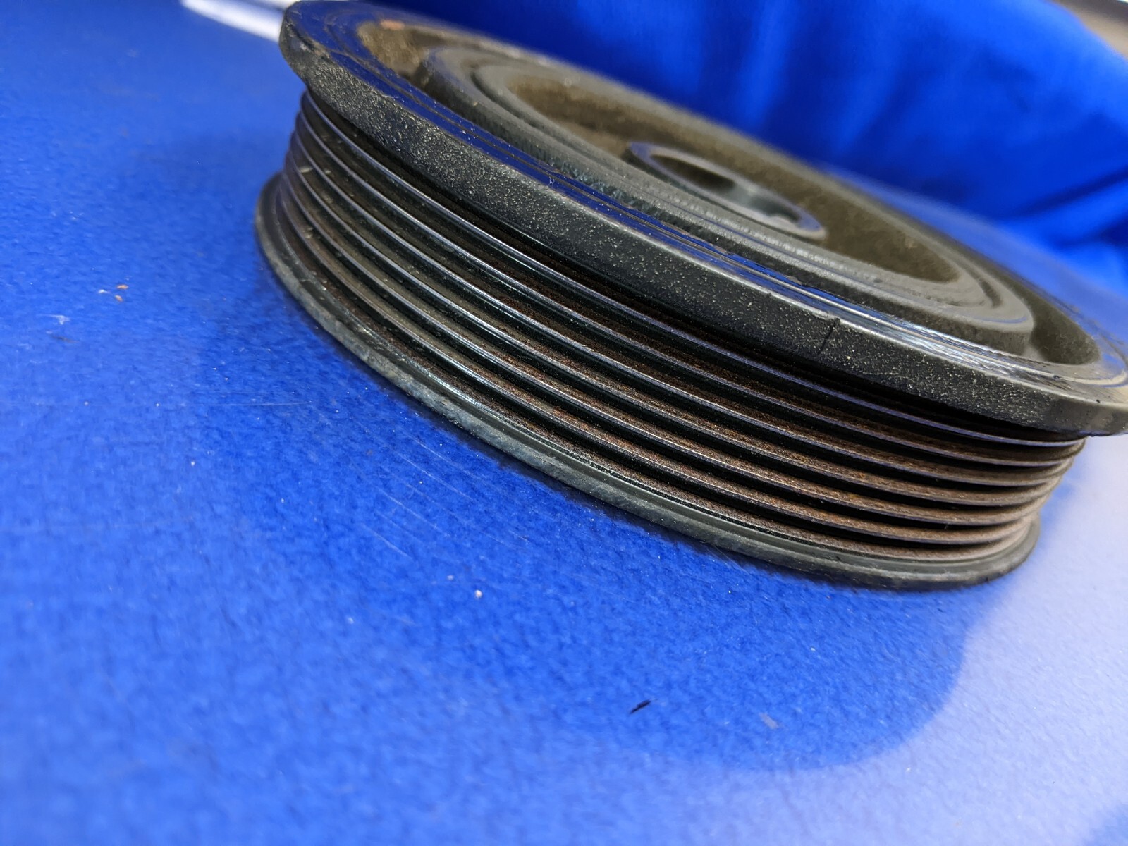 belt pulley harmonic balancer damper Bentley Continental 6.0 W12 oem