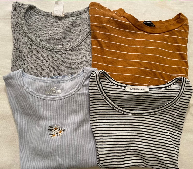 4 Junior Girls Tops - Sz Medium