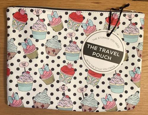 Under One Sky Reisetasche Kosmetiktasche Kosmetiktasche Etui "Let them eat cake!" Cupcake