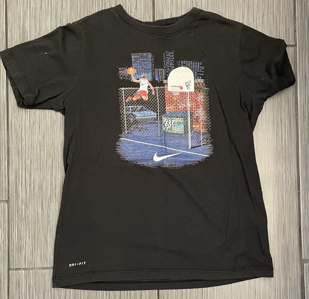 Nike Boys Sportswear Basketball Video Game Print Black Tshirt Size