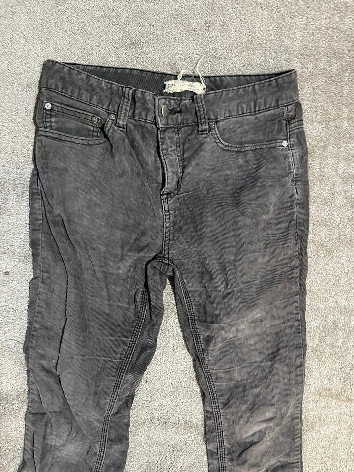 Pantalones elásticos negros de pana ajustados de tiro bajo Free People para mujer 26 X 30 Foto 4 de 4