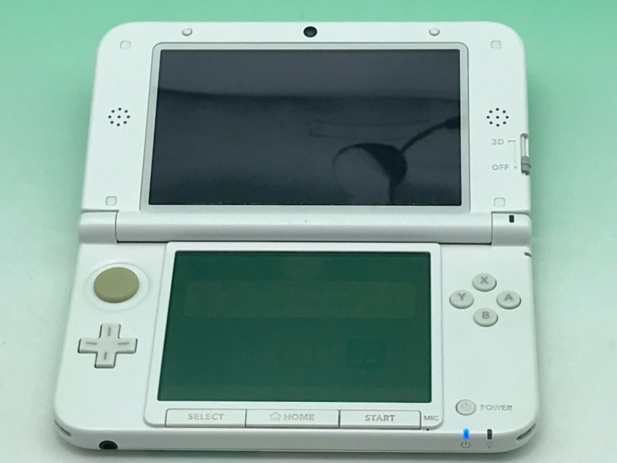 Nintendo 3DS LL Tomodachi Collection Shin Seikatsu Pack Nintendo 3DS LL Tomodachi Collection Shin Seikatsu Pack