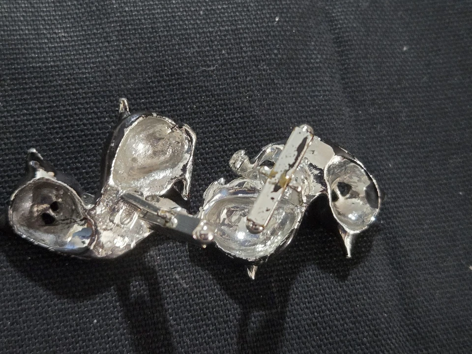 Abotoaduras vintage prata tom esmalte preto gatinho gato  - Imagem 3 de 3