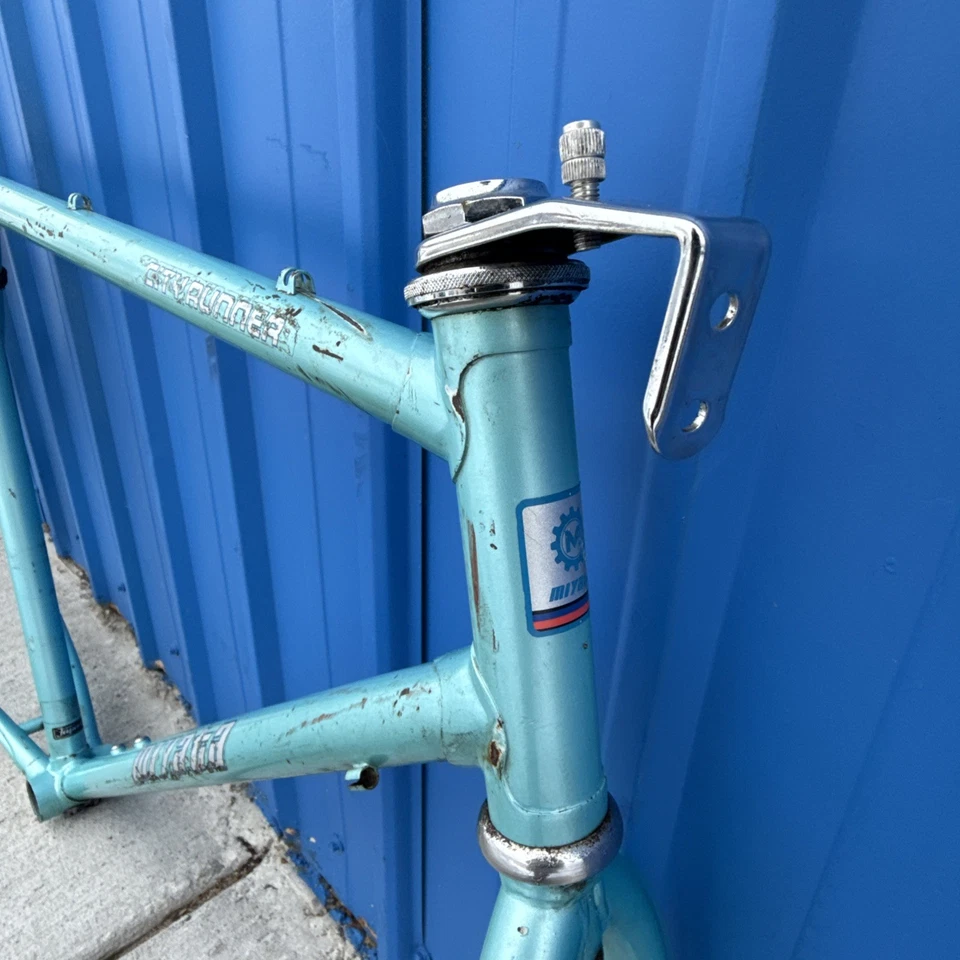 Bicicleta de Montaña Miyata City Runner 21" Cuadro 26 Japón Acero con ESTANTE Verde Azulado Foto 2 de 4