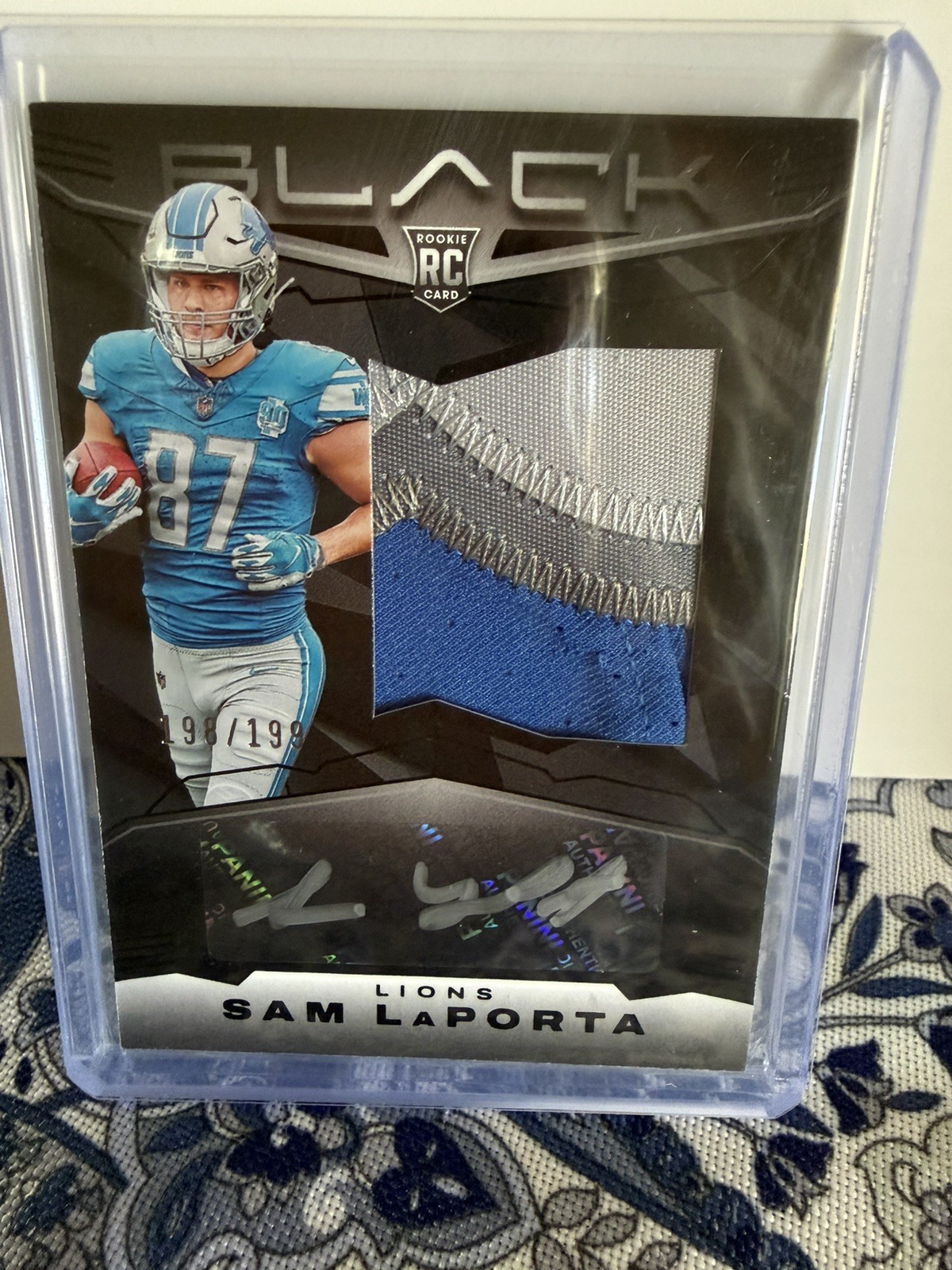 🔥 2023 Panini Black - Rookie Patch Autographs Sam LaPorta #222 Royal 198/199🔥