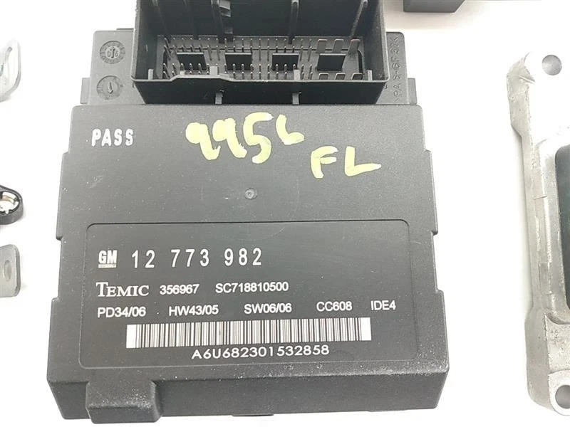 SAAB 9-3 AERO Sedan Ignition Switch And Complete Computer Module Set Fits 03-11 - Image 4 of 4