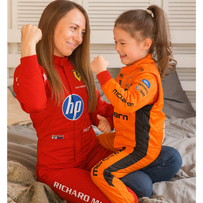 Go Kart Rennanzug Level 2 mit digitaler Sublimation und gratis Geschenken