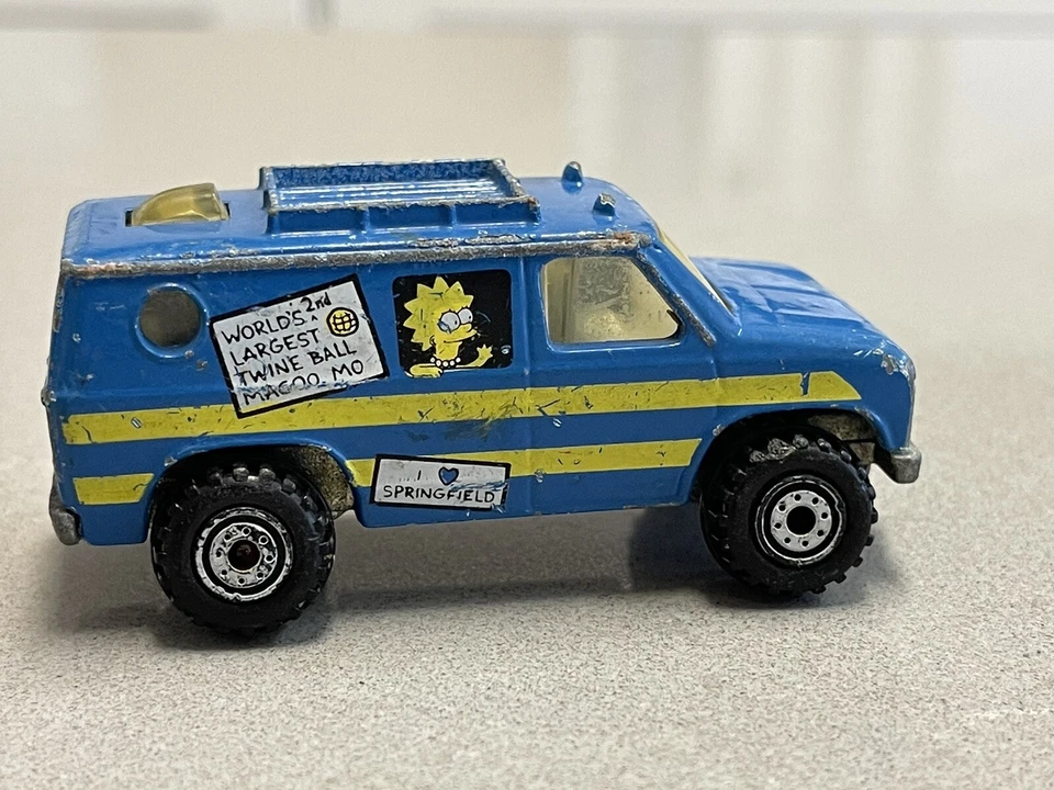 The Simpsons 1977 Hot Wheels Mattel Bart & Lisa furgoneta cámper azul diecast coche usado Foto 2 de 4