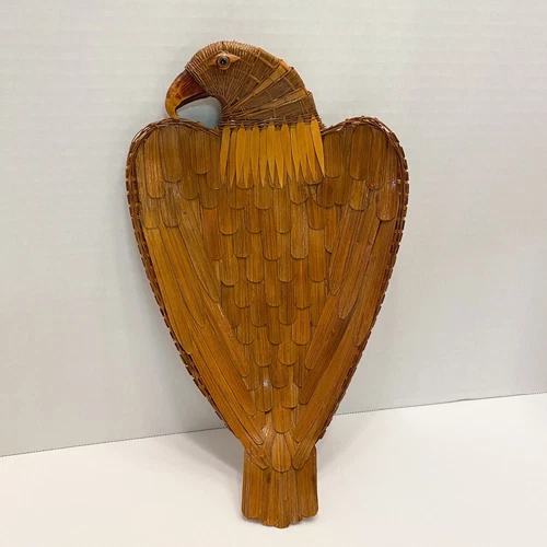 Vintage Shanghai Handicrafts Wood Eagle Basket 325-2050