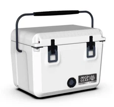 Wyld Gear Freedom Series 25 Quart Cooler in Whte NEW!!!