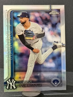 2025 Topps Chrome Base Refractor #153 Devin Williams New York Yankees