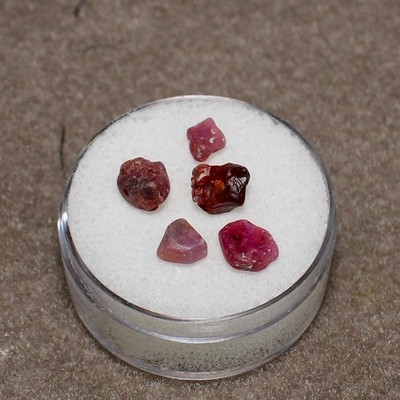RUBY Corundum (5pcs) from the Cowee Valley, Macon Co. North Carolina