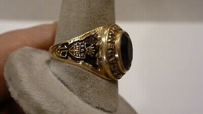 1960 10K GOLD NOTRE DAME ACADEMY SCHOOL RING SIZE 7 O 1960 10K GOLD NOTRE DAME ACADEMY SCHOOL RING SIZE 7 O