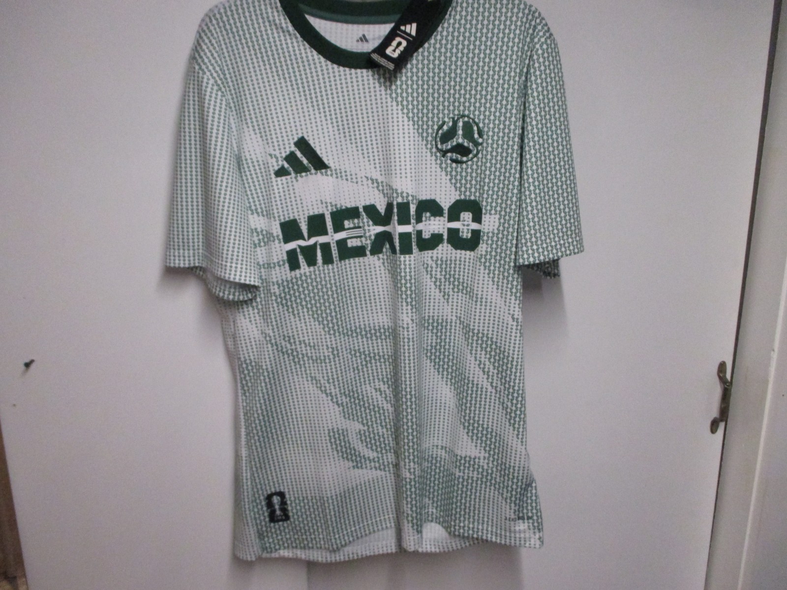 MEXICO (ADIDAS) MENS SOCCER JERSEY (XXL) NWT GREEN W/RAISED LOGOS COOL PATTERN
