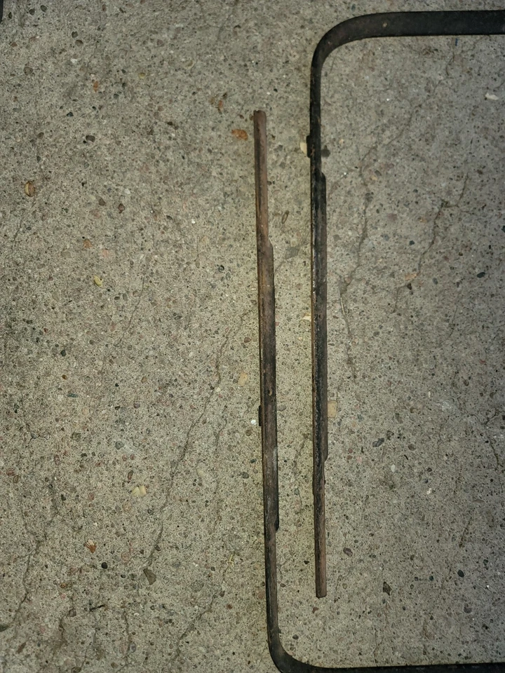 1948 1953 ERA DODGE PICKUP PANEL TRUCK INNER WINDSHIELD GARNISH TRIM MOLDINGS OE Foto 4 de 4