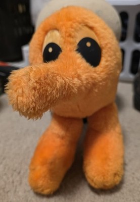VTG 1983 Kenner Q-Bert Plush 15'' Arcade Video Game Stuffed Toy Squeaker Nose