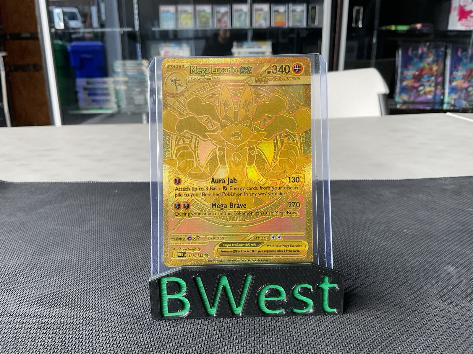 Mega Lucario ex NM/LP Me01 Mega Evolution 188/132 Gold Hyper Rare