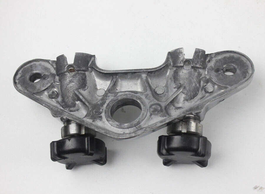 Tuercas de perilla de abrazadera triple superior de aleación pulida para bicicletas Honda Dax CT70 Trail CT 70 Foto 2 de 4