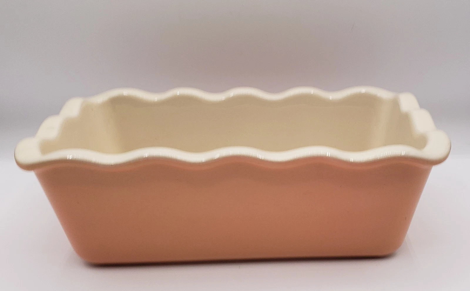 Emile Henry Loaf Pan Scalloped Ruffled Edge Baking 9"x 5" France Pale Peach