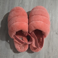 UGG Fluff Yeah Pink Faux Fur Slip-On Slippers w/ Strap Women  s US 8 EU39 UK6
