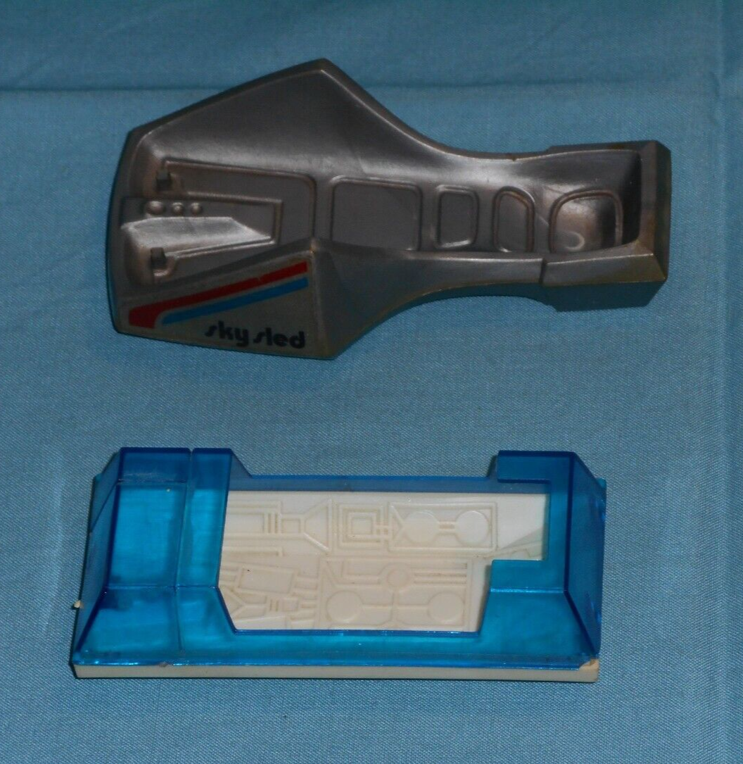vintage Zylmex Zee Toys METAL MAN GRAY SKY SLED + RECHARGE vintage Zylmex Zee Toys METAL MAN GRAY SKY SLED + RECHARGE