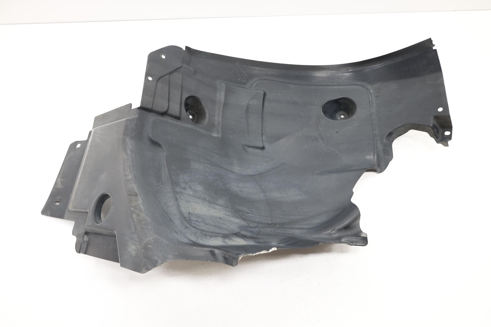 2019 - 2023 MERCEDES CLS450 C257 FRONT RIGHT INNER FENDER LINER OEM A2576910800