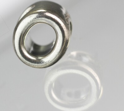 Pandora Buchstabe - O - Alphabet Charm 925 Sterling Silber 797469 Anhänger V3-O