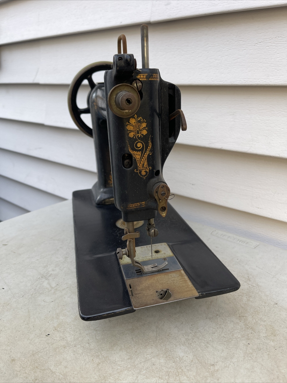 Antique W9 Wheeler Wilson Treadle Sewing Machine Nice Condition For