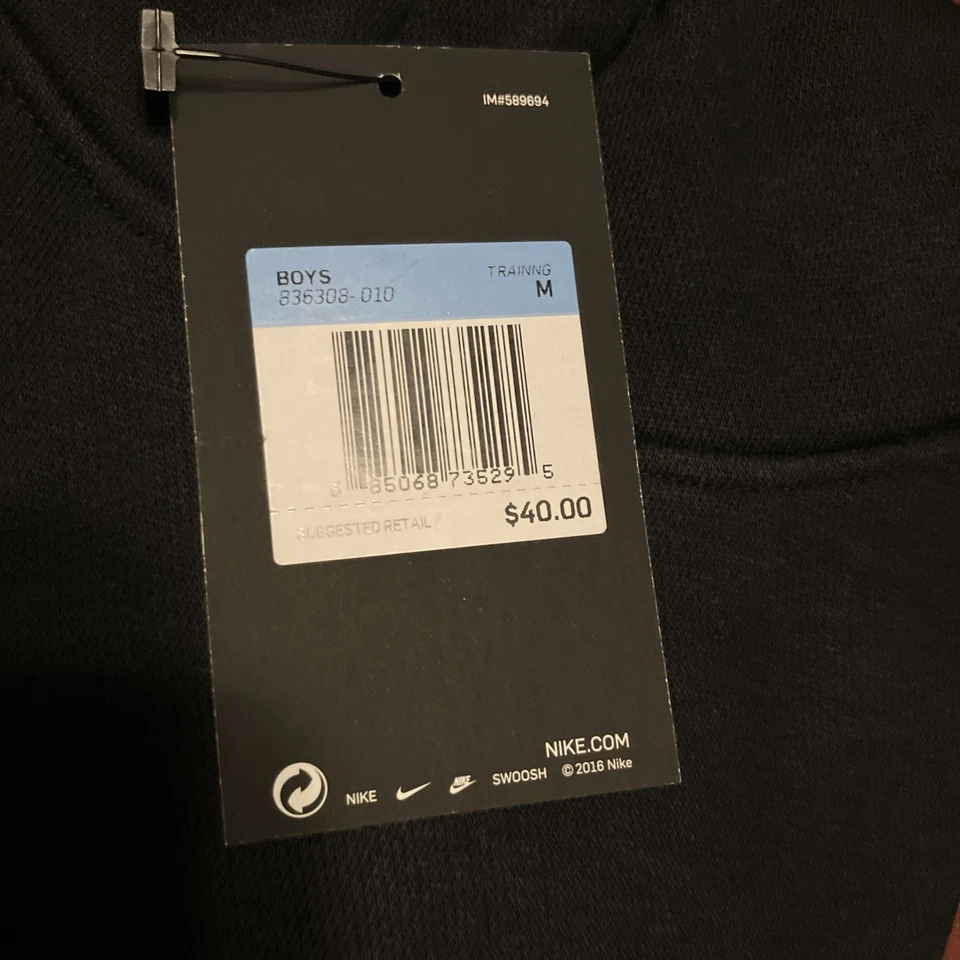 Boys Black Nike Hooded Sweatshirt Size Medium - Image 2 of 3